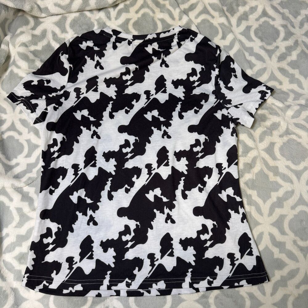 Black White Cow Print Abstract T-Shirt Womens M Short Sleeve Stretch Casual Top - Picture 2 of 8